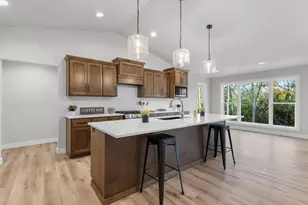 2576 Meyer Wy, De Pere, WI 54115 - Photo 18