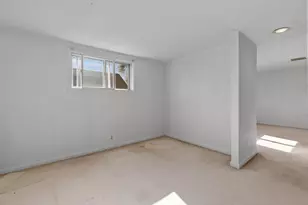 926 Dove St, Oshkosh, WI 54902 - Photo 16