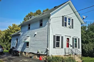 1212 Carr Pl, Oshkosh, WI 54901 - Photo 1