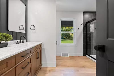 3660 Cty Road S, Little Suamico, WI 54141 - Photo 34