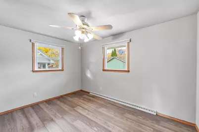 1526 Rockdale Street, Green Bay, WI 54304 - Photo 16