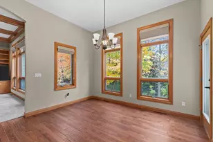 592 Cornrow Ln, Combined Locks, WI 54113 - Photo 10