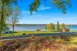 2584 Riverside Dr, Green Bay, WI 54301 - Photo 4