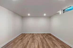 2584 Riverside Dr, Green Bay, WI 54301 - Photo 36