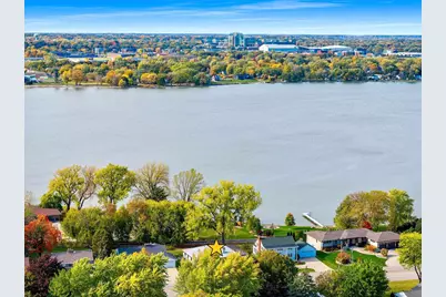 2584 Riverside Drive, Green Bay, WI 54301 - Photo 58