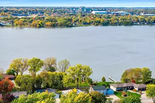 2584 Riverside Dr, Green Bay, WI 54301 - Photo 58