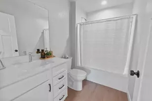 W5311 E Pioneer Rd, Fond du Lac, WI 54935 - Photo 12