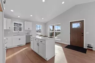 W5311 E Pioneer Rd, Fond du Lac, WI 54935 - Photo 6