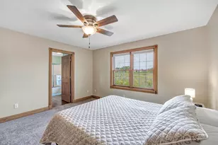 1940 Renaissance Ct, Green Bay, WI 54313 - Photo 36