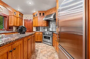 2133 Palmer Ct, Green Bay, WI 54311 - Photo 14