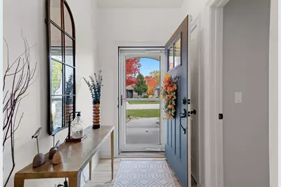 854 Whisper Falls Lane, Menasha, WI 54952 - Photo 4