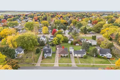 1819 Hubbard Street, Oshkosh, WI 54902 - Photo 2