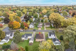 1819 Hubbard St, Oshkosh, WI 54902 - Photo 4