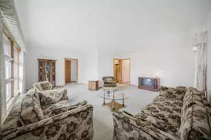 1819 Hubbard St, Oshkosh, WI 54902 - Photo 6