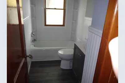 136 Garfield Avenue, Clintonville, WI 54929 - Photo 6