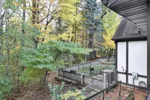 2044 Ann Ln, Green Bay, WI 54304 - Photo 8