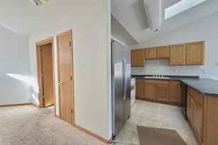 586 N Wisconsin St, Berlin, WI 54923 - Photo 6