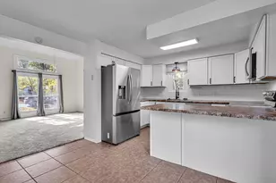 1718 Acorn Ct, Menasha, WI 54952 - Photo 10