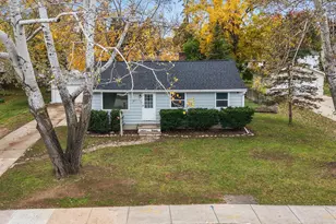 332 E St Joseph St, Green Bay, WI 54301 - Photo 20