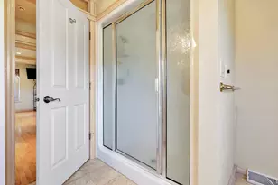 1653 Crimson Ct, De Pere, WI 54115 - Photo 20