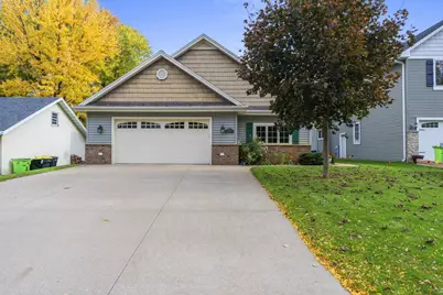 3676 Shangri La Point Road, Oshkosh, WI 54904 - Photo 6