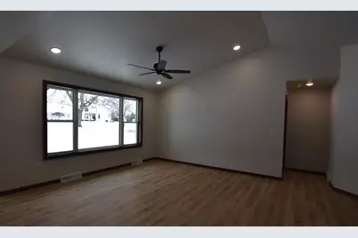 1020 Pinecrest Road, Green Bay, WI 54313 - Photo 14
