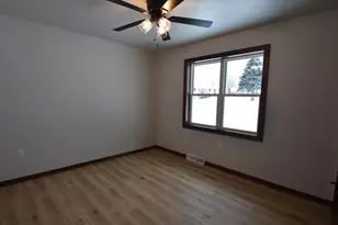 1020 Pinecrest Rd, Green Bay, WI 54313 - Photo 32