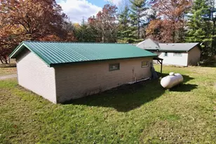 10869 Randall Ln, Suring, WI 54174 - Photo 14