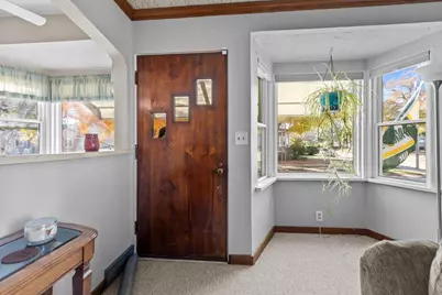 418 Stevens Court, Oshkosh, WI 54901 - Photo 2