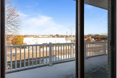 701 E Longview Drive, Appleton, WI 54911 - Photo 16