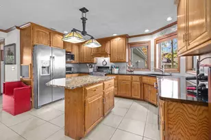 2800 Schaefer Cir, Appleton, WI 54915 - Photo 10