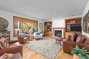 2800 Schaefer Cir, Appleton, WI 54915 - Photo 4