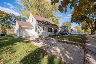 1128 Marquette Ave, Green Bay, WI 54304 - Photo 4