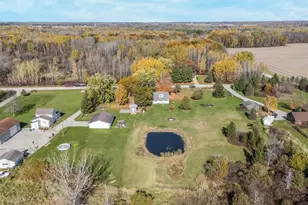 W1535 Ranch Rd, Seymour, WI 54165 - Photo 4