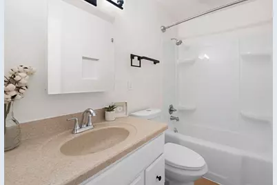 1338 Berner Street, Green Bay, WI 54302 - Photo 16