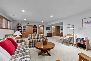 924 E Pondview Ct, Appleton, WI 54913 - Photo 28