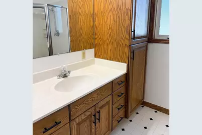 702 Carol Lane, Pulaski, WI 54162 - Photo 10