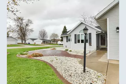 702 Carol Lane, Pulaski, WI 54162 - Photo 40