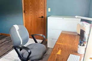 702 Carol Ln, Pulaski, WI 54162 - Photo 14