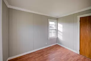 609 W 4th Ave, Oshkosh, WI 54902 - Photo 16