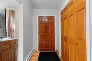 876 W 19th Ave, Oshkosh, WI 54902 - Photo 6