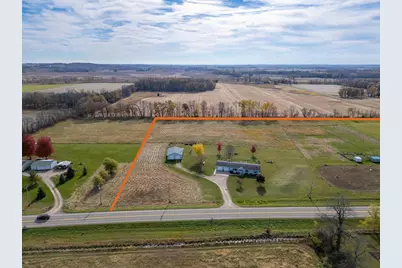 9037 County Road D, Winneconne, WI 54986 - Photo 4