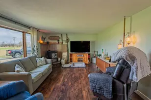 9037 County Rd D, Winneconne, WI 54986 - Photo 8