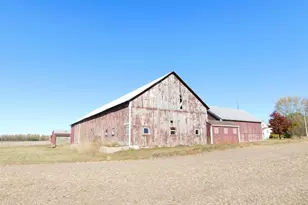 N8621 Wolf River Dr, Algoma, WI 54201 - Photo 8