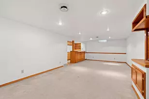 2405 N Erb St, Appleton, WI 54911 - Photo 32