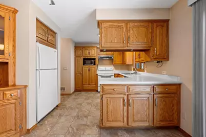 2405 N Erb Street, Appleton, WI 54911 - Photo 10