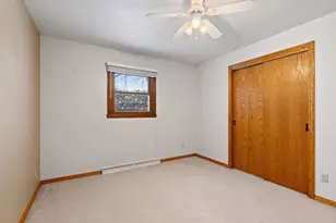 2405 N Erb St, Appleton, WI 54911 - Photo 18