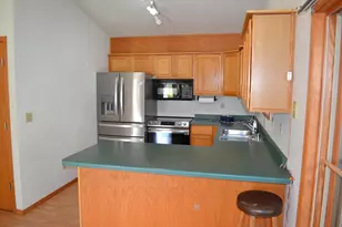 2456 Blake Ct, Oshkosh, WI 54904 - Photo 6