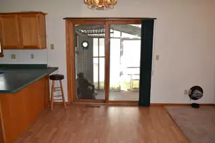 2456 Blake Ct, Oshkosh, WI 54904 - Photo 8