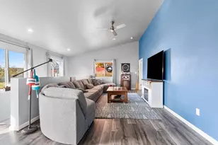 661 N Main St, Oconto Falls, WI 54154 - Photo 8